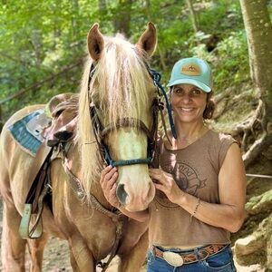 Meet your Posher, Kelley